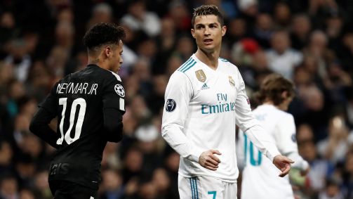 Neymar e Cristiano Ronaldo em jogo da Champions League entre Real Madrid e PSG