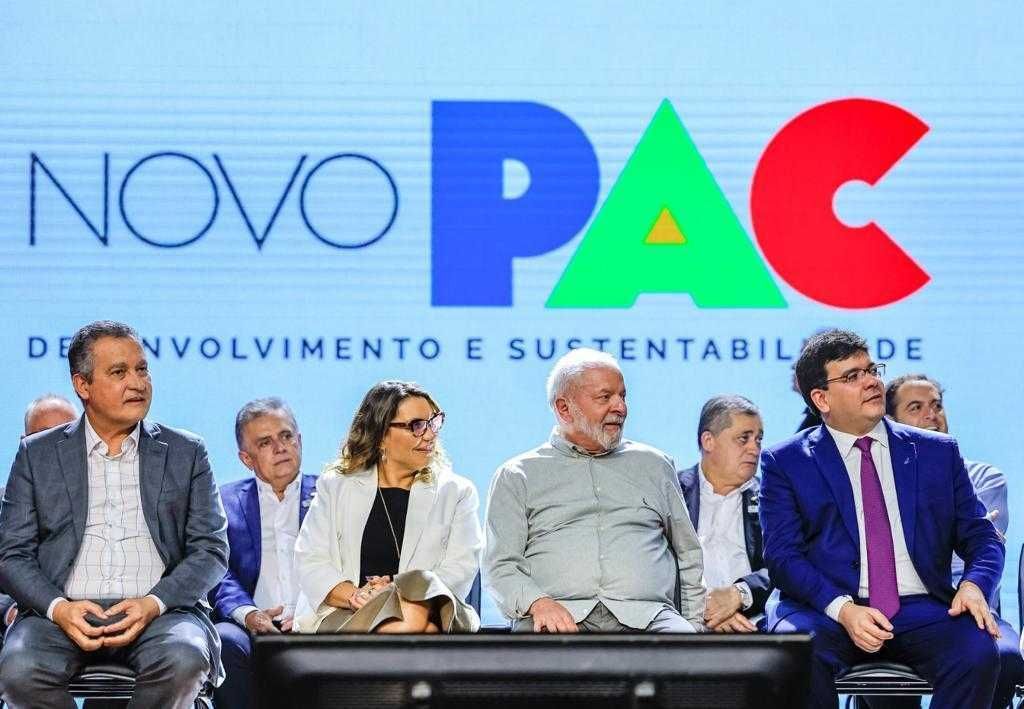 Lula em evento para divulgação do novo PAC nesta quinta-feira no Piauí