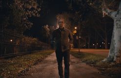 Muitos filmes e programas de TV apresentam personagens com transtorno dissociativo de identidade (TDI). Especialistas e pacientes criticaram muitos deles por sensacionalizar um diagnóstico, muitas vezes em filmes de terror e thrillers. Em &quot;Fragmentado&quot;, um filme de M. Night Shyamalan, James McAvoy interpreta um vilão assassino com 24 personalidades. Clique em nossa galeria para ver mais exemplos de personagens com múltiplas personalidades.