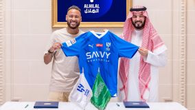 Neymar assina contrato com o Al-Hilal