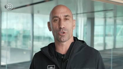 Luis Rubiales pediu desculpas pelo beijo em Jenni Hermoso na premiação da Copa do Mundo