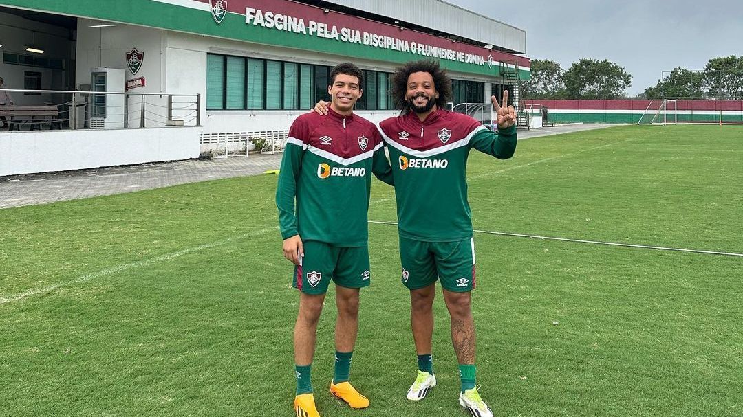 Marcelo treinou com o filho, Enzo Alves, no Fluminense