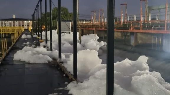 Interdição de empresa por poluição