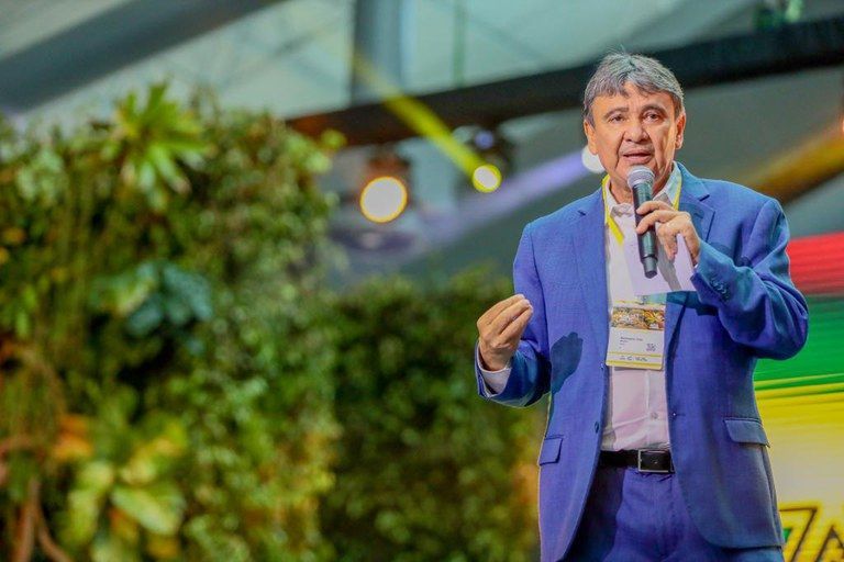 Ministro Wellington Dias participa do evento Diálogos Amazônicos