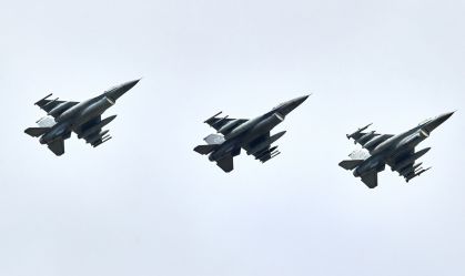 Caças dos EUA chegam ao Oriente Médio antes de possível ataque de Israel contra Irã
