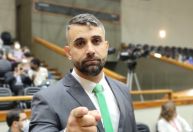 Ex-vereador que propôs Dia do Patriota em 8 de janeiro entra na mira da CPMI