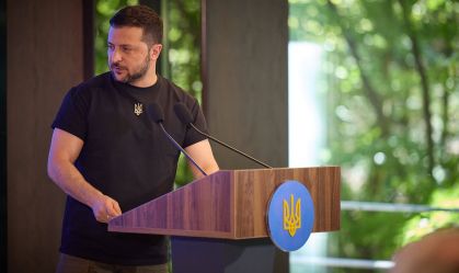 Zelensky diz que Rússia pode ficar sem navios se ataques a portos ucranianos continuarem