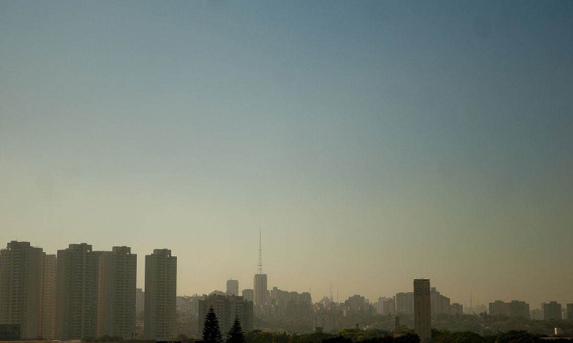 Frio segue em São Paulo nesta terça-feira