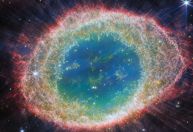 Novas imagens do James Webb revelam Nebulosa do Anel com detalhes inéditos