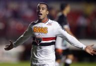 Lucas Moura acerta com o São Paulo até o fim da temporada