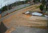 Estrutura de obra desaba e mata uma pessoa na Bahia; veja vídeo