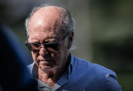 Paulo Roberto Falcão é denunciado por importunação sexual, em Santos