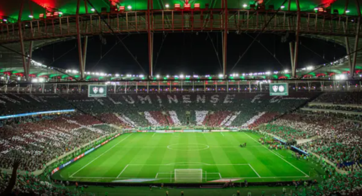 Torcida do Fluminense no Maracanã