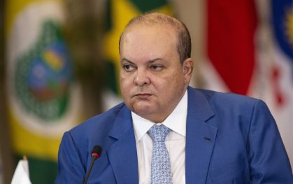 O governador do DF, Ibaneis Rocha, durante reunião do Fórum de Governadores para discutir a reforma tributária