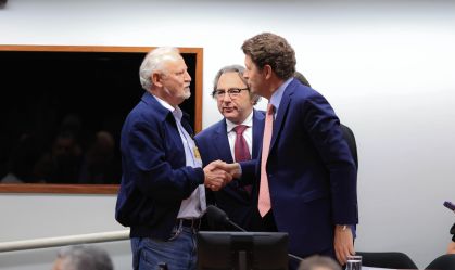 Cúpula da CPI do MST cancela reunião final para votar relatório de Salles e pede nova prorrogação a Lira