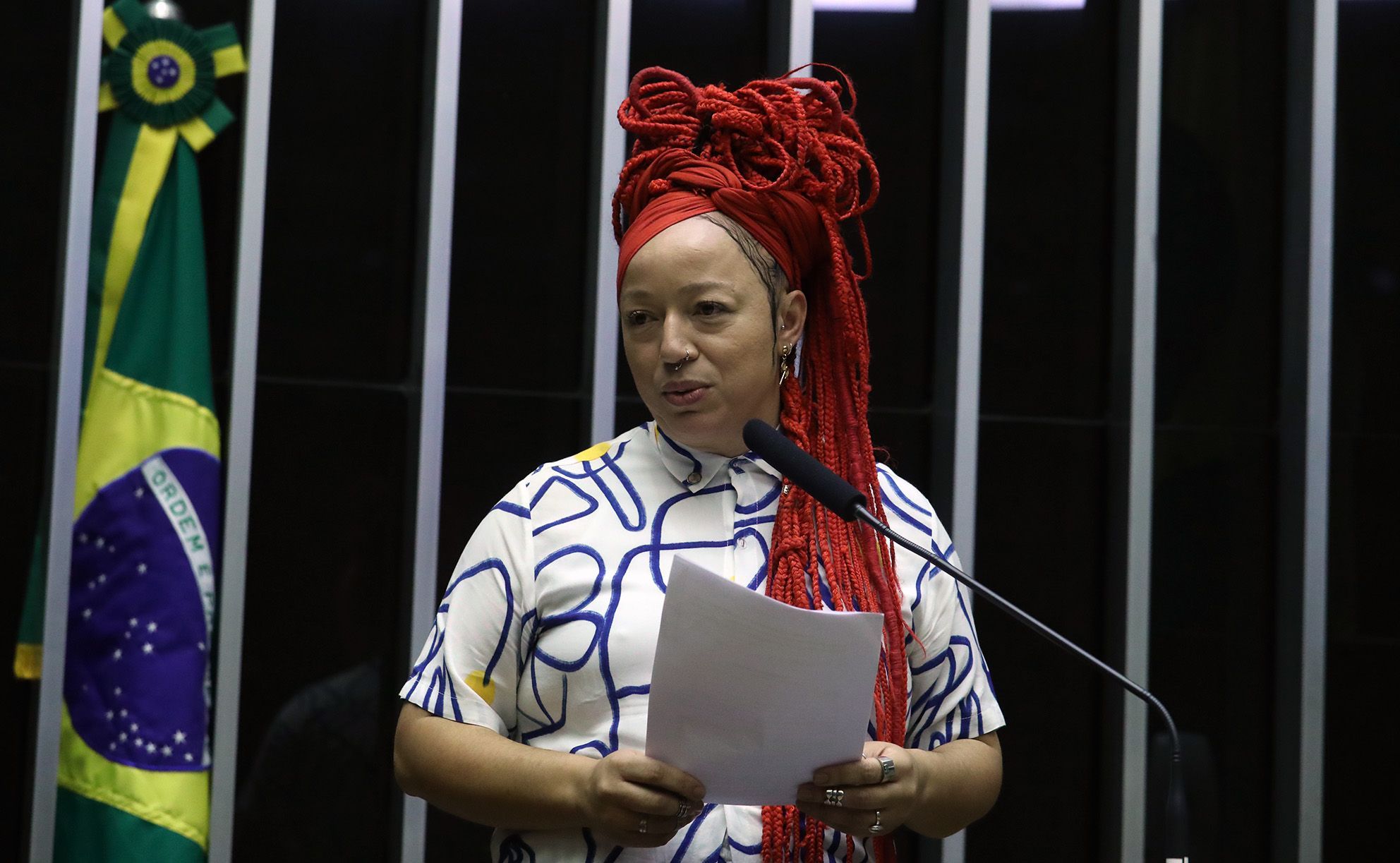 A deputada Daiana Santos (PCdoB-RS) durante discurso na Câmara
