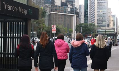 Nova frente fria deve derrubar temperaturas na região Centro-Sul