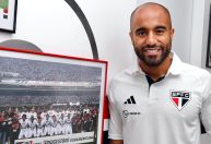 Dorival Júnior diz que Lucas Moura pode estrear pelo São Paulo contra o Atlético-MG