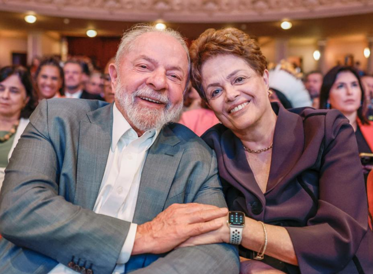 Lula publica foto com Dilma em dia de lançamento do Novo PAC | CNN Brasil