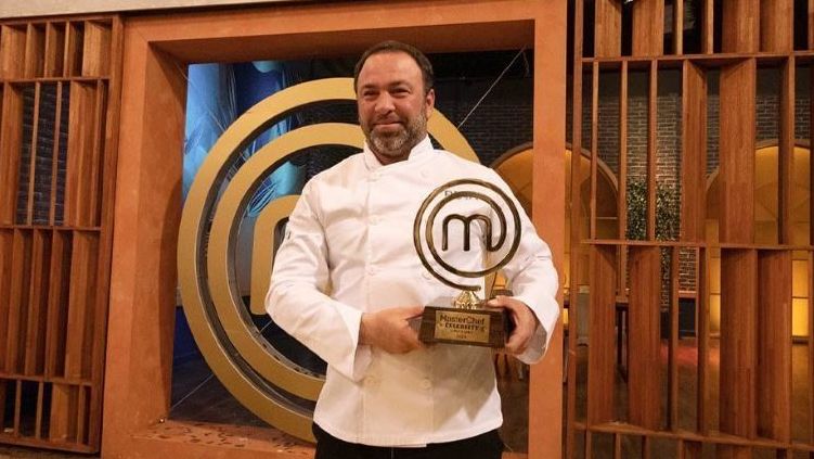 Ex-meia do Flamengo vence Masterchef do Uruguai