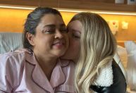 Preta Gil e Simony têm encontro emocionante em hospital; assista ao vídeo