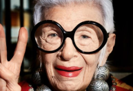 Iris Apfel, ícone da moda e inspiração para versão da Barbie, morre aos 102 anos