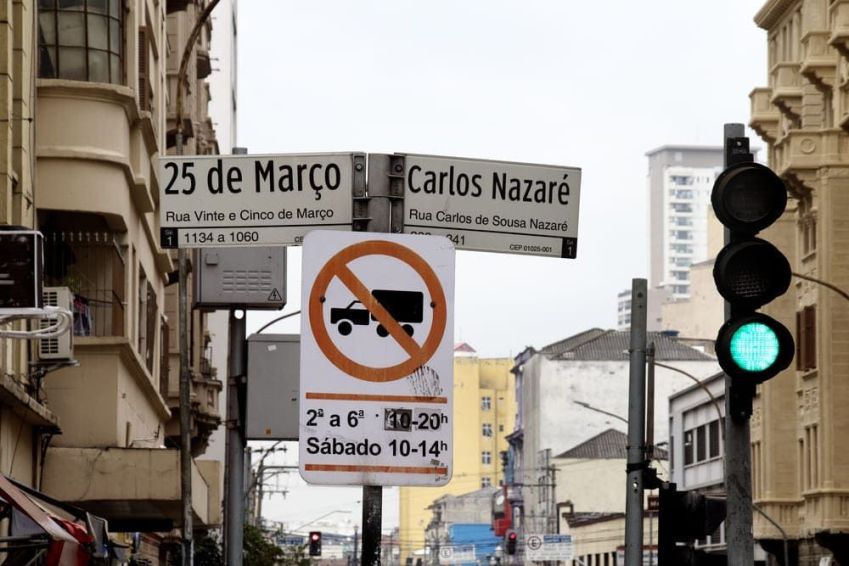 Rua 25 de março / Imagem: Pexels/Pixabay