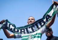 Coritiba confirma contratação de Slimani, maior artilheiro da Argélia; veja lances