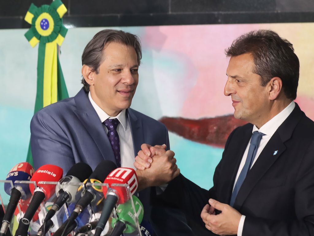 Entrevista coletiva dos ministros da Fazenda do Brasil, Fernando Haddad, e da Economia da Argentina, Sergio Massa
