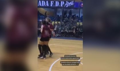 Polícia investiga alunos que ficaram pelados e simularam masturbação em jogo universitário em SP