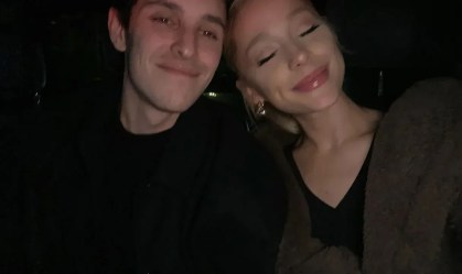 230717080244-ariana-grande-dalton-gomez-ig