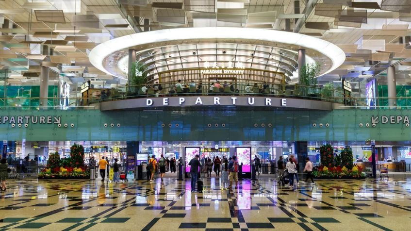 Sala de embarque no Terminal 3 do Aeroporto Changi de Singapura / Markus Mainka/imageBROKER