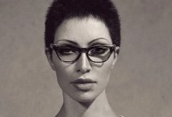 Look da semana: Kim Kardashian estreia corte de cabelo rente falso