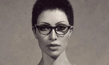 Look da semana: Kim Kardashian estreia corte de cabelo rente falso