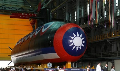 Taiwan apresenta primeiro submarino desenvolvido no país em meio à ameaça da China