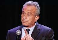 Robert F. Kennedy Jr. suspende candidatura à Presidência dos EUA e apoia Trump
