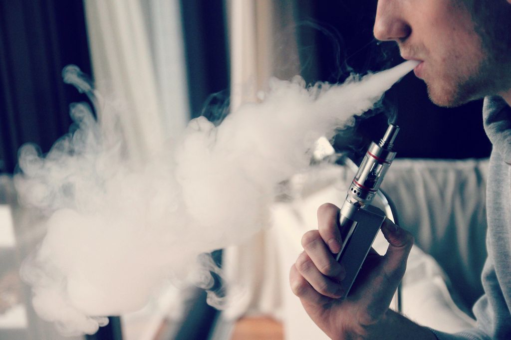 vape é legalizado no brasil Em votação, Anvisa decide manter proibição aos cigarros eletrônicos no  Brasil