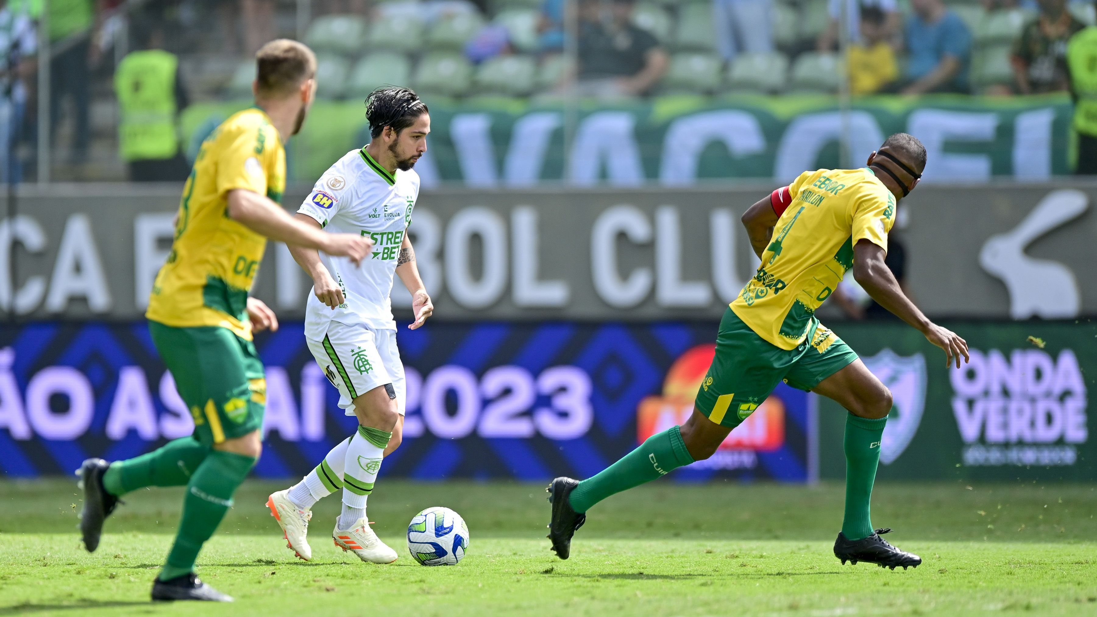 América-MG e Cuiabá em partida do primeiro turno do Brasileirão