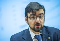É cedo para avaliar impactos da gripe aviária na economia, diz secretário