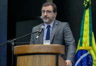 Avaliação de gastos deve ser sistemática e recorrente no governo, diz secretário à CNN