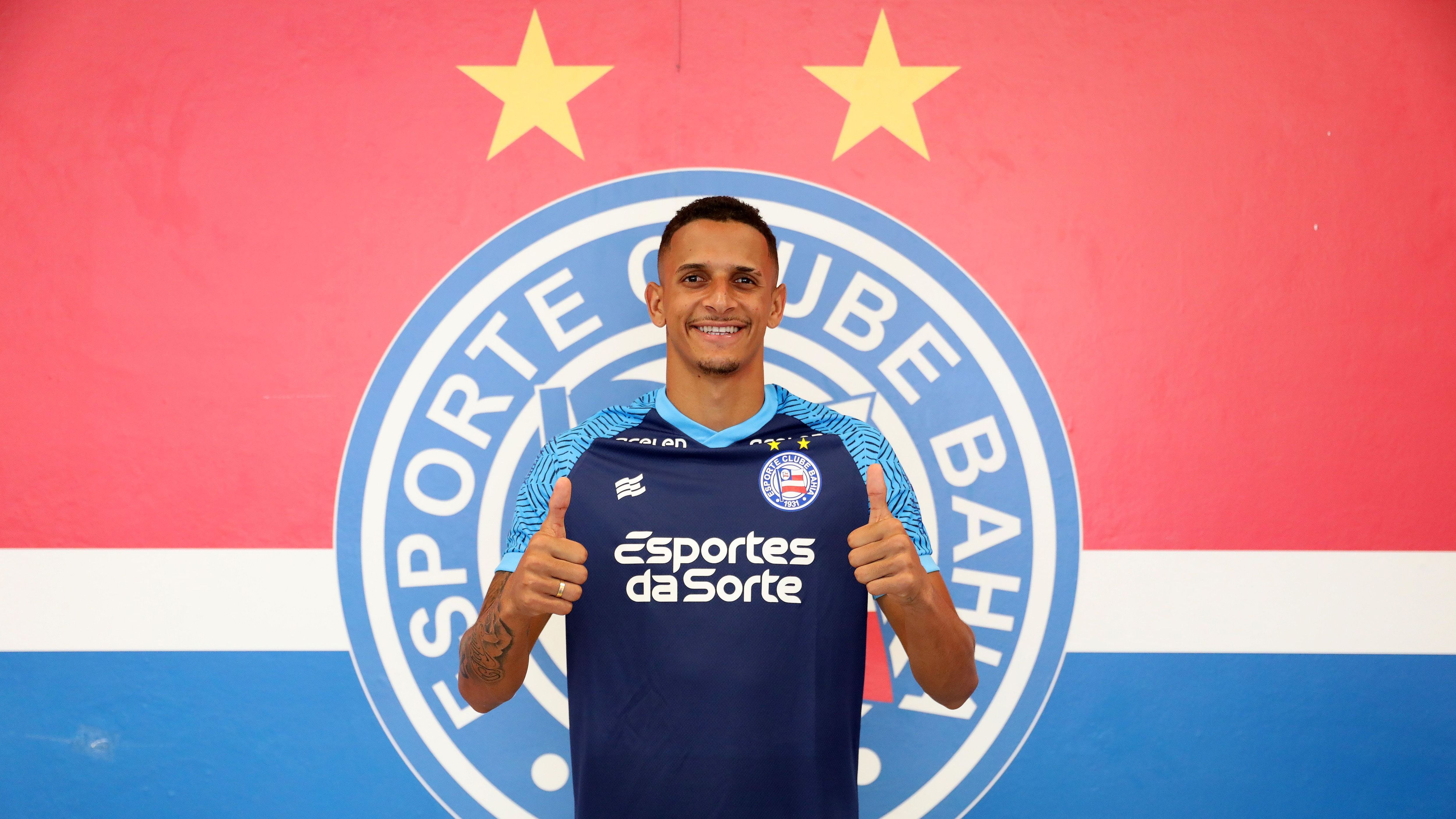 Luciano Juba é apresentado pelo Bahia