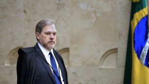 Mensagens em celular de Vorcaro teriam menções de pagamentos a Toffoli