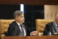 Alexandre de Moraes será substituído no TSE por André Mendonça em junho