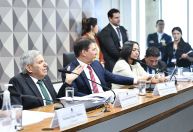 CPMI do 8 de janeiro avalia pedir os indiciamentos de Bolsonaro, Cid e Delgatti