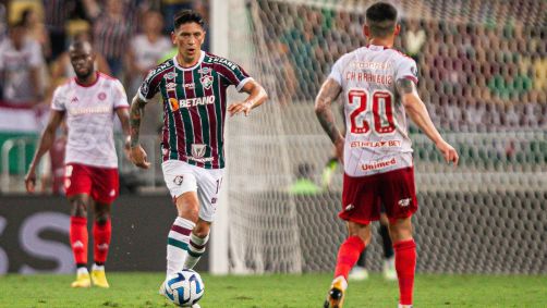 Cano marcou dois gols no Maracanã e chegou a 11 na Libertadores