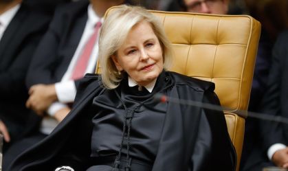 Rosa Weber diz que rezou junto de Moraes com presos pelos atos de 8 de janeiro