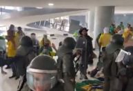 Exército conclui sindicância de militares que cantaram hino na invasão ao Planalto no 8/1