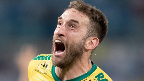 Alan Empereur comemora gol do Cuiabá na vitória sobre o Fluminense