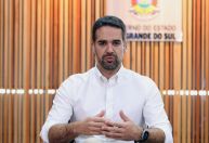 Previsão de novas chuvas no RS nos preocupa bastante, diz Eduardo Leite à CNN