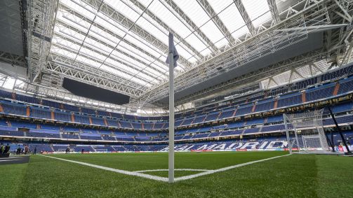 Vista interna do Estádio Santiago Bernabéu, antes da partida entre Real Madrid e Union Berlin.